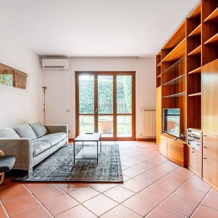 Nave Home Vacation - Entire Apartament Флоренция Экстерьер фото